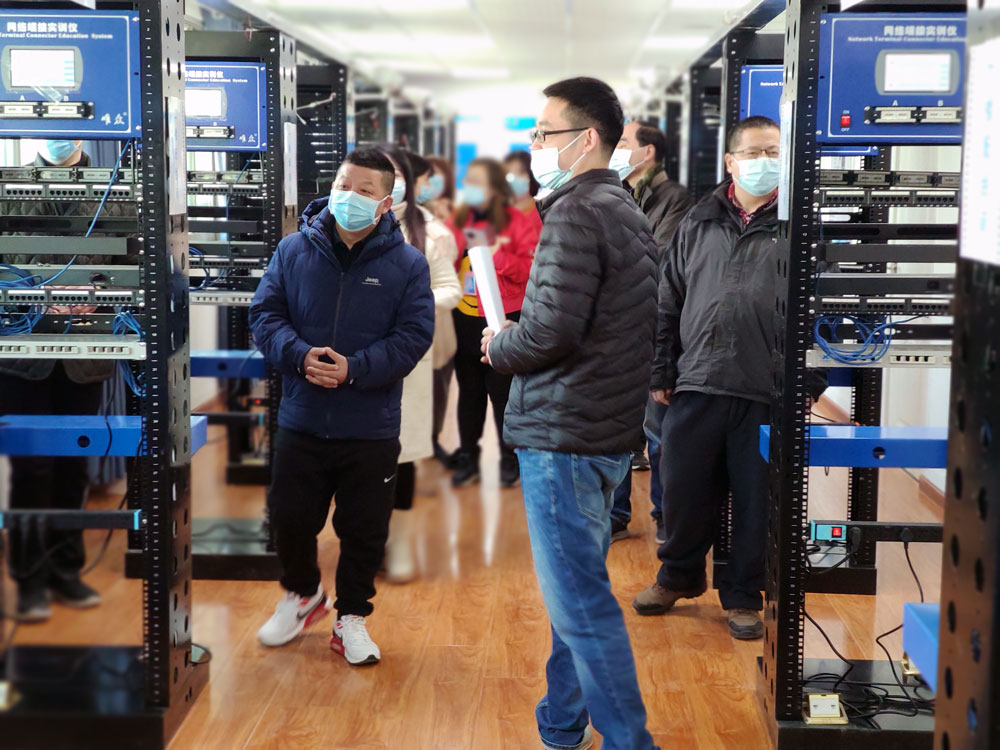 武汉市交通科技学校网络智能化安防系统安装与维护实训基地