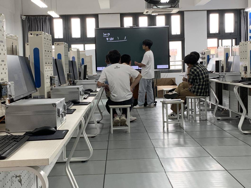 六载深耕结硕果 重任千钧再出发——福建又一物联网项目交付