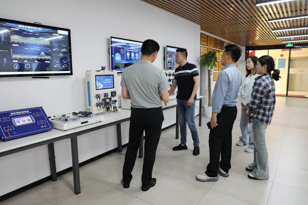 交流互鉴 共谋发展｜合肥博仕达一行莅临唯众考察交流