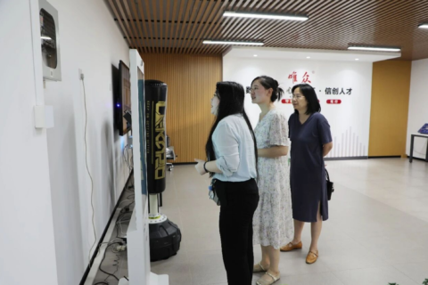 产教融合拓新路｜武汉民政职业学院社会管理学院到访唯众，共探AI心理健康校企合作新路径